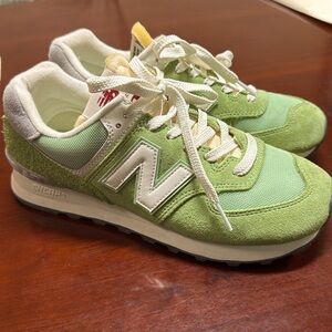 New Balance 574 Light Green Tennis Shoes